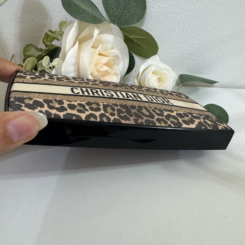 DIOR PALETTE FARDS A PAUPIERE EYESHADOW 001 MITZAH EDITION - Picture 13 of 15